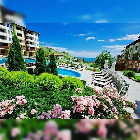 Modern Apt In The Gorgeous Garden Of Eden Complex Daire *
